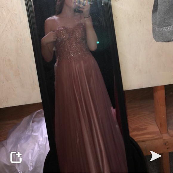 rose gold prom dress - Picture 3 of 4